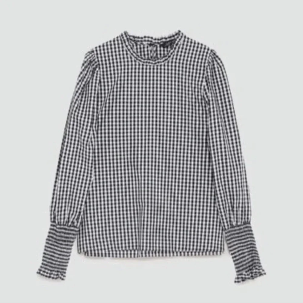 Zara Women’s Black and White Checkered Long Sleeves Blouse